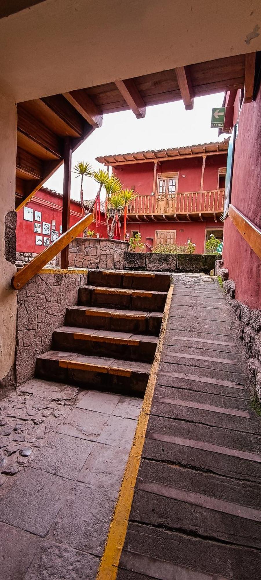 Loki Cusco Hostel ภายนอก รูปภาพ